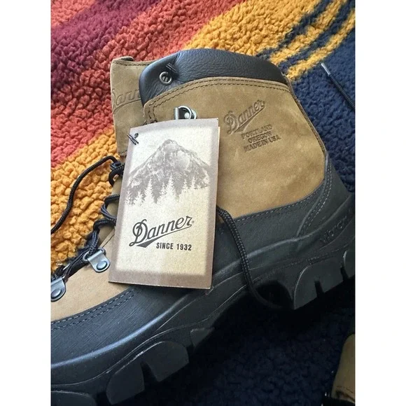 DS NWOB Danner Made In USA Combat Hiker 43513x Leather Boots Size 11 New Vibram